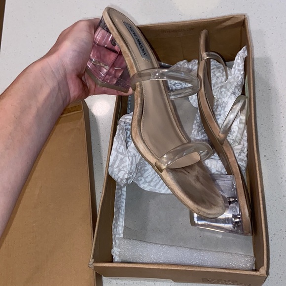 Steve Madden Issy Slide Sandals - Picture 5 of 6